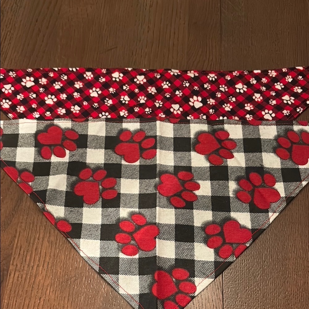 Red and Black Plaid Dog Bandana -1 reversible